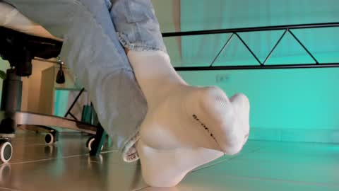 Snapshot of axellcollins chatting on 17, 9, 2025 im your little femboy ALEX online show from 17, 9, 2025