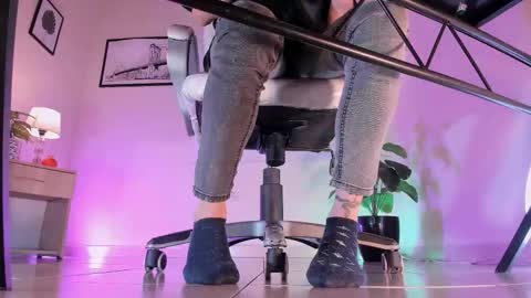 Snapshot of axellcollins chatting on 18, 10, 2025 im your little femboy ALEX online show from 18, 10, 2025