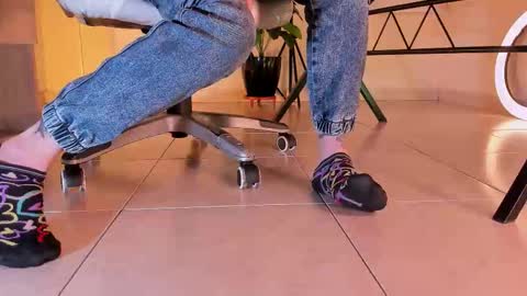 Snapshot of axellcollins chatting on 23, 10, 2025 im your little femboy ALEX online show from 23, 10, 2025