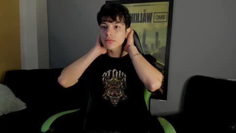 Snapshot of axelraven chatting on 9, 12, 2024 Axel Raven online show from 9, 12, 2024