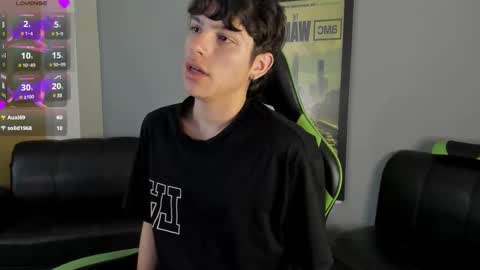 Snapshot of axelraven chatting on 18, 12, 2024 Axel Raven online show from 18, 12, 2024