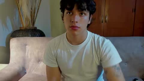 Snapshot of axelraven chatting on 18, 9, 2025 Axel Raven online show from 18, 9, 2025