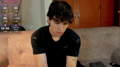 Snapshot of axelraven chatting on 7, 10, 2025 Axel Raven online show from 7, 10, 2025