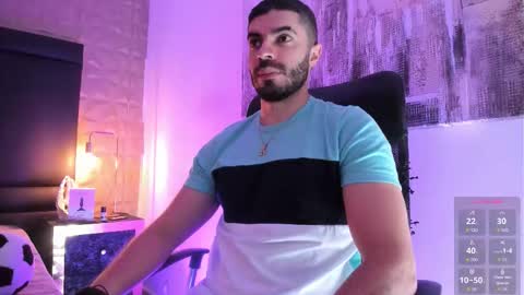 Snapshot of axelthompsom chatting on 19, 9, 2025 Axel Thompsom online show from 19, 9, 2025