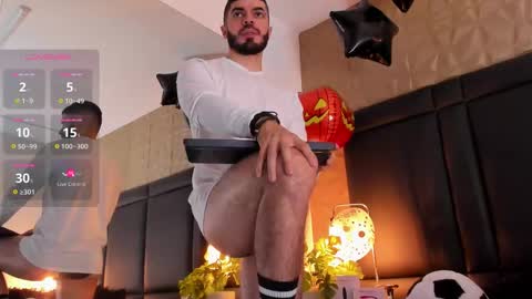 Snapshot of axelthompsom chatting on 12, 10, 2025 Axel Thompsom online show from 12, 10, 2025