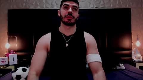 Snapshot of axelthompsom chatting on 13, 11, 2025 Axel Thompsom online show from 13, 11, 2025