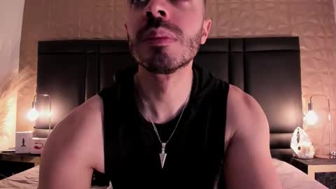 Snapshot of axelthompsom chatting on 21, 11, 2025 Axel Thompsom online show from 21, 11, 2025