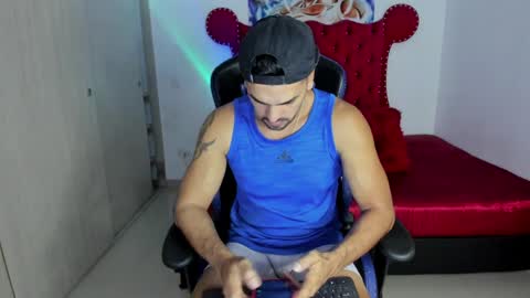 Axel online show from 8, 4, 2026