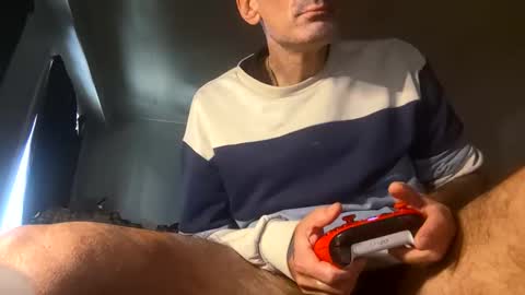 axion13 online show from 10, 11, 2025