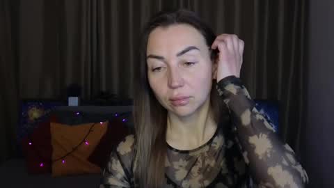 Snapshot of ay_kiss_jully chatting on 27, 2, 2025 Jully online show from 27, 2, 2025