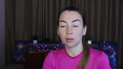 Snapshot of ay_kiss_jully chatting on 28, 2, 2025 Jully online show from 28, 2, 2025