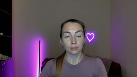Snapshot of ay_kiss_jully chatting on 5, 3, 2025 Jully online show from 5, 3, 2025