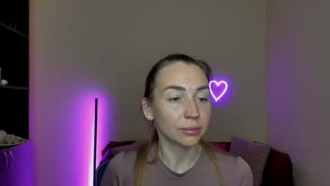 Snapshot of ay_kiss_jully chatting on 5, 3, 2025 Jully online show from 5, 3, 2025