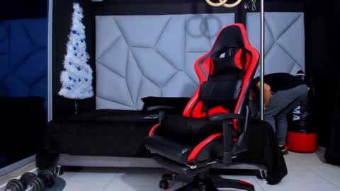 Ayden Miller online show from 16, 12, 2024