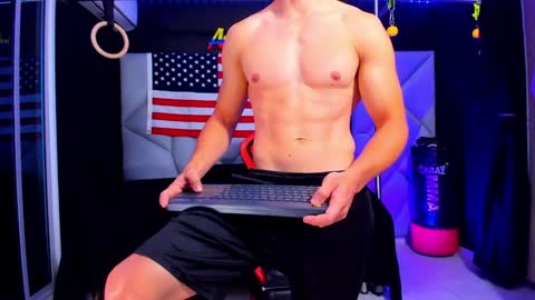 Ayden Miller online show from 8, 2, 2025