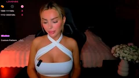  Ayla Demir  online show from 6, 7, 2026