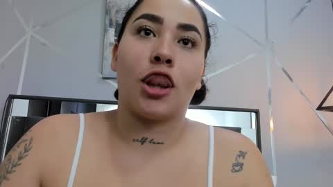 Snapshot of ayla_martinez chatting on 2, 2, 2025 Ayla online show from 2, 2, 2025