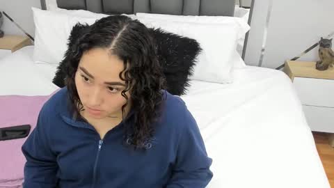 Snapshot of ayla_martinez chatting on 3, 2, 2025 Ayla online show from 3, 2, 2025