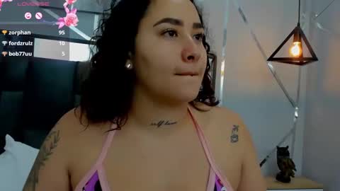 Snapshot of ayla_martinez chatting on 2, 3, 2025 Ayla online show from 2, 3, 2025