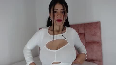 Ayla Sophia online show from 7, 12, 2024