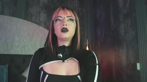 Snapshot of aylen_darkmoor chatting on 2, 6, 2026 Aylen online show from 2, 6, 2026