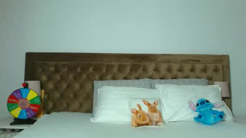 Aylin online show from 2, 11, 2025