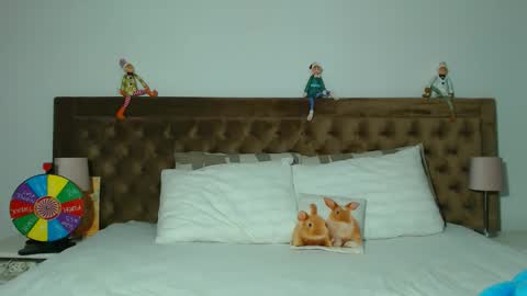 Aylin online show from 11, 11, 2025