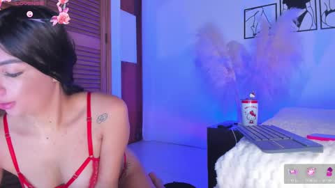 Snapshot of aylinnzambrano_ chatting on 27, 9, 2025 Aylin online show from 27, 9, 2025