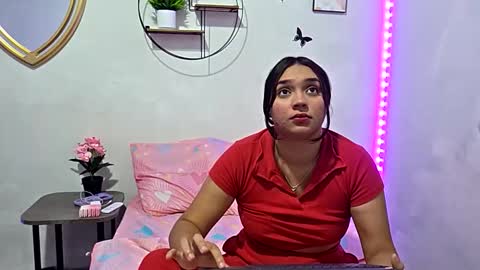 Snapshot of aymy2025 chatting on 24, 11, 2025 Aymy online show from 24, 11, 2025