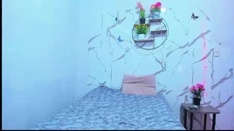 Snapshot of aymy2025 chatting on 23, 12, 2025 Aymy online show from 23, 12, 2025