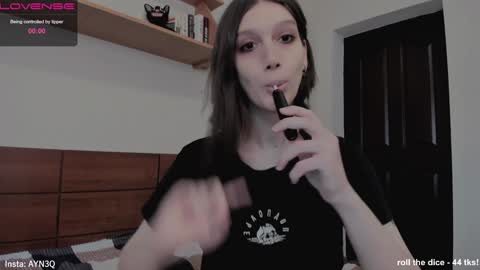 Snapshot of ayn3q chatting on 8, 2, 2025 AYNEK        fansly  online show from 8, 2, 2025