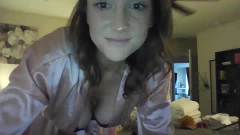 Snapshot of ayybaebayy chatting on 15, 11, 2025 ayybaebayy online show from 15, 11, 2025