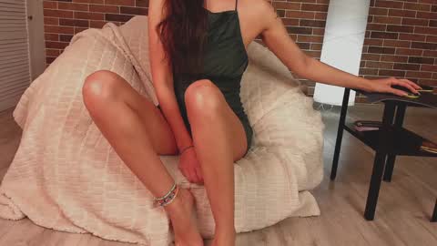 Snapshot of azaliaswallows chatting on 7, 12, 2024 azaliaswallows online show from 7, 12, 2024