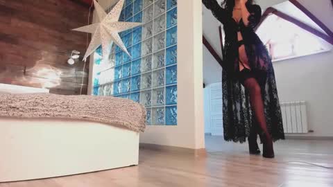 Snapshot of azaliaswallows chatting on 28, 2, 2025 azaliaswallows online show from 28, 2, 2025