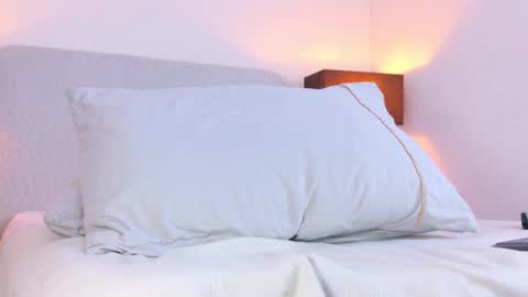 Snapshot of azaria_w chatting on 10, 1, 2026 Adriana online show from 10, 1, 2026