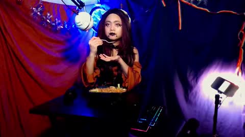 Snapshot of azazelgains chatting on 8, 12, 2024 Azazel online show from 8, 12, 2024