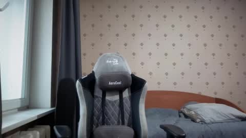 Snapshot of azazelmax chatting on 10, 12, 2024 azazelmax online show from 10, 12, 2024