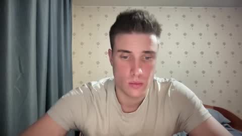 Snapshot of azazelmax chatting on 13, 12, 2024 azazelmax online show from 13, 12, 2024