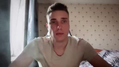 Snapshot of azazelmax chatting on 3, 3, 2025 azazelmax online show from 3, 3, 2025