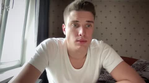 Snapshot of azazelmax chatting on 27, 9, 2025 azazelmax online show from 27, 9, 2025