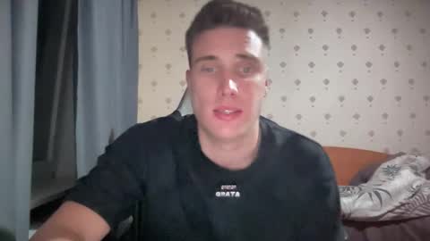 Snapshot of azazelmax chatting on 1, 10, 2025 azazelmax online show from 1, 10, 2025