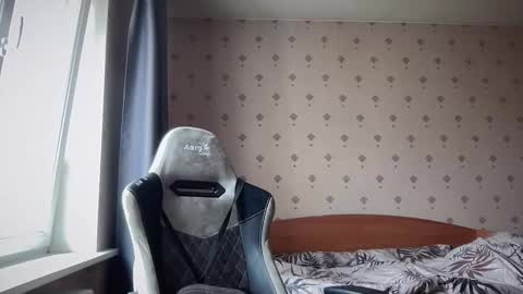 Snapshot of azazelmax chatting on 17, 10, 2025 azazelmax online show from 17, 10, 2025