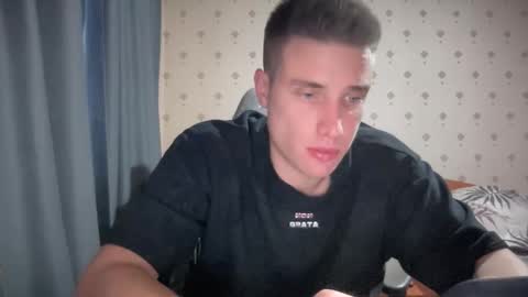 Snapshot of azazelmax chatting on 19, 10, 2025 azazelmax online show from 19, 10, 2025