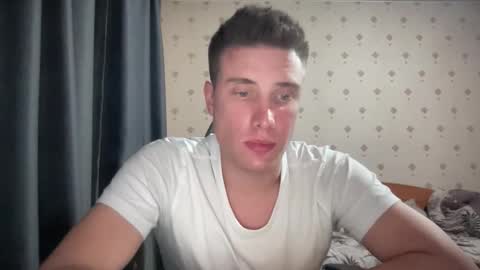 Snapshot of azazelmax chatting on 30, 10, 2025 azazelmax online show from 30, 10, 2025