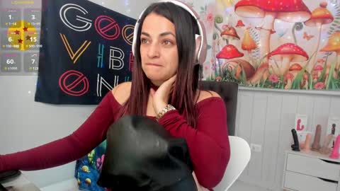 Azucena R online show from 11, 3, 2025