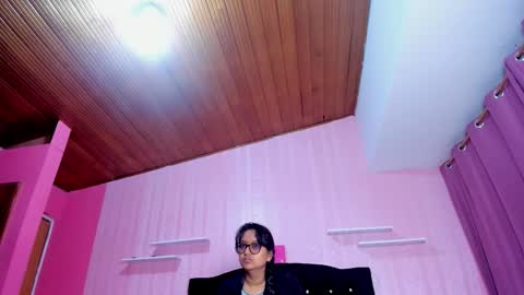 Snapshot of azul_moon chatting on 21, 9, 2025 azul_moon online show from 21, 9, 2025