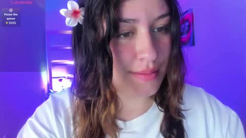 Snapshot of azul_vera chatting on 17, 10, 2025 AZUL online show from 17, 10, 2025