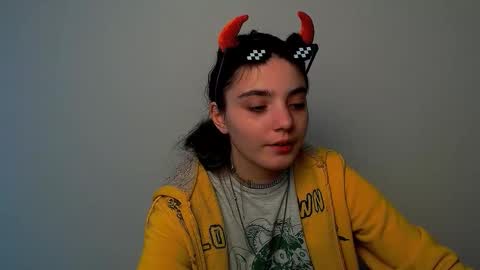 azumi_chan_ online show from 12, 10, 2025