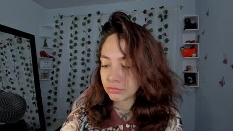 Snapshot of azumi_saan chatting on 28, 11, 2025 azumi saan online show from 28, 11, 2025