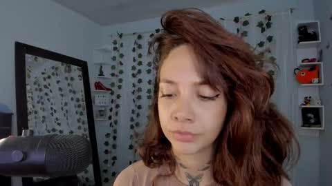 Snapshot of azumi_saan chatting on 23, 12, 2025 azumi saan online show from 23, 12, 2025